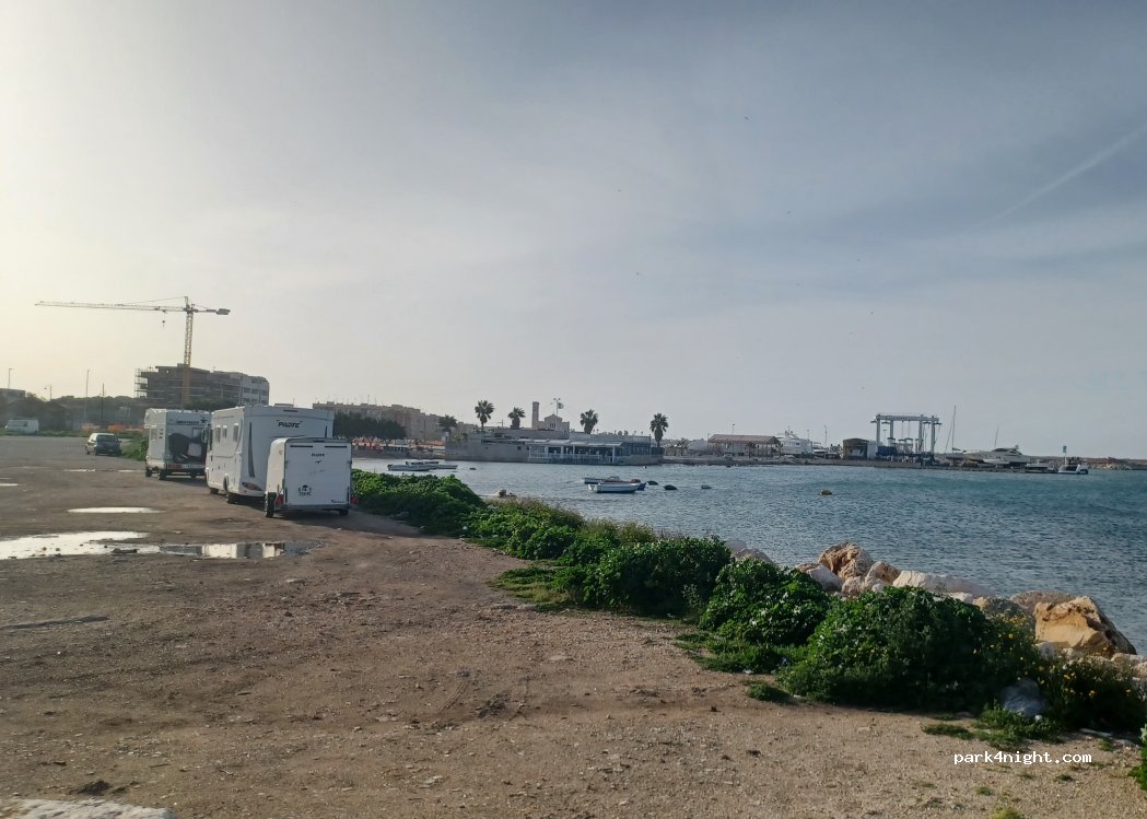 (70056) Molfetta - Viale dei Crociati — foto 5