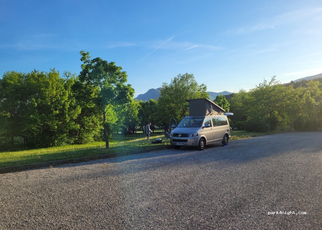 (05300) Saint-Genis - D94 — foto 2