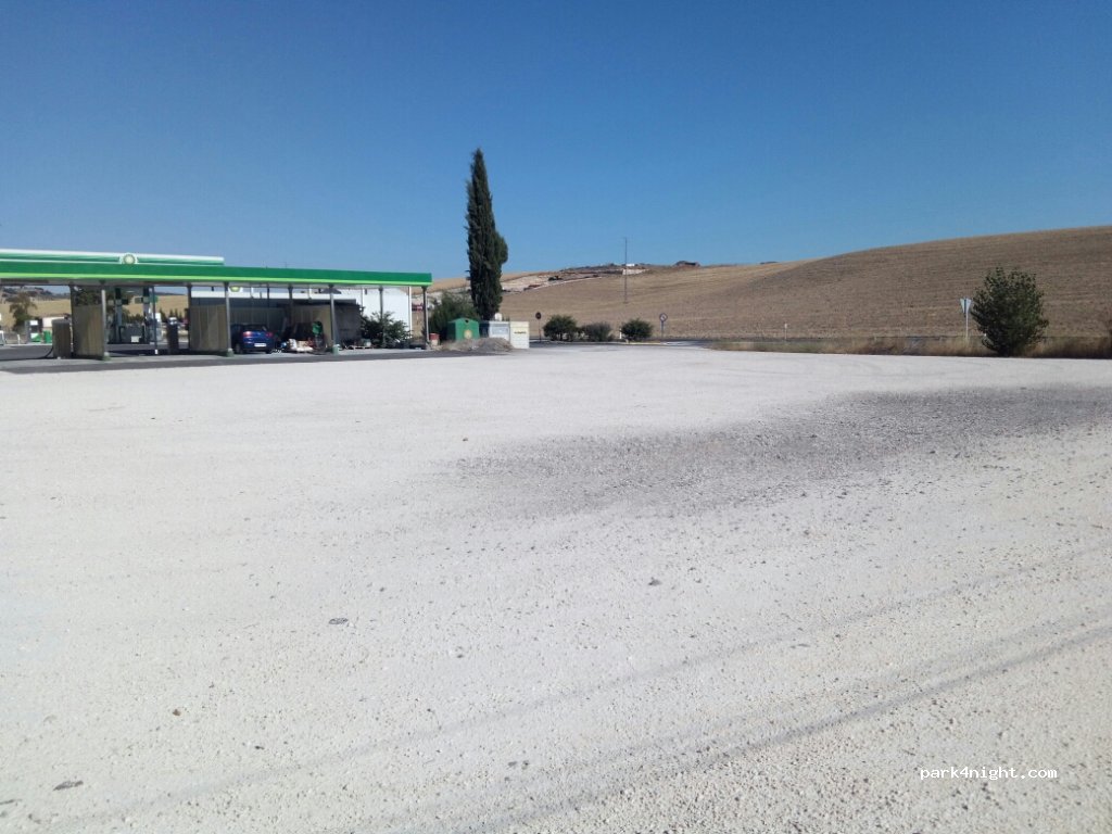 (23680) Alcalá la Real - 544 Carretera de Córdoba — foto 3