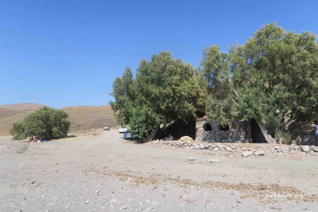 (811 03) Lesvos - Unnamed Road — foto