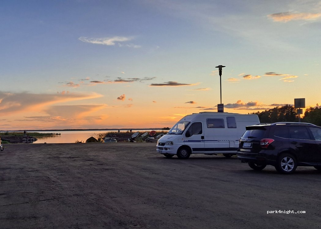 (80230) Joensuu - 3 Karhunlahdentie — foto 4