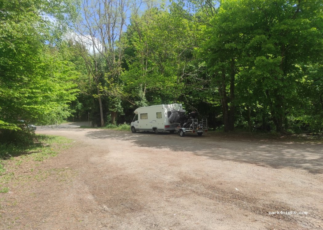 (63530) Volvic - Chemin de la Croix Ferrier — foto 3