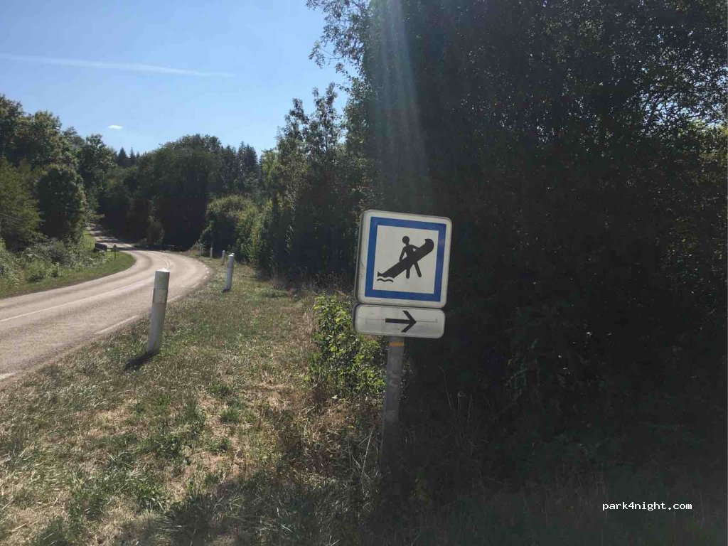 (89420) Cussy-les-Forges - D33 — foto 2