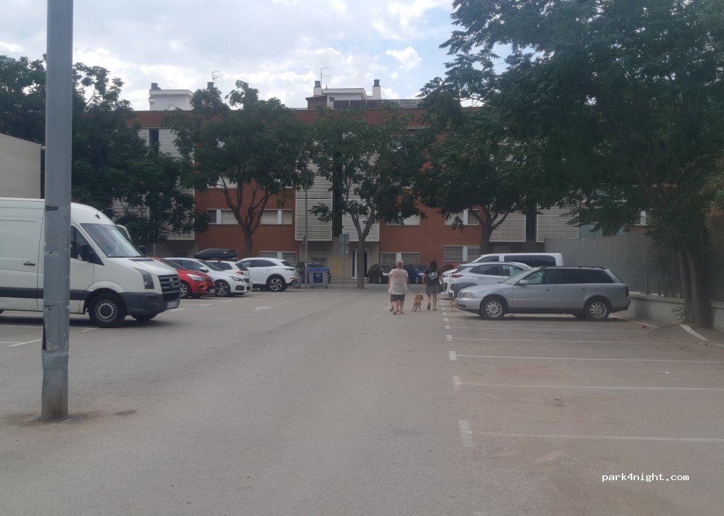 (08750) Molins de Rei - 15 Carrer de les Sínies — foto 3
