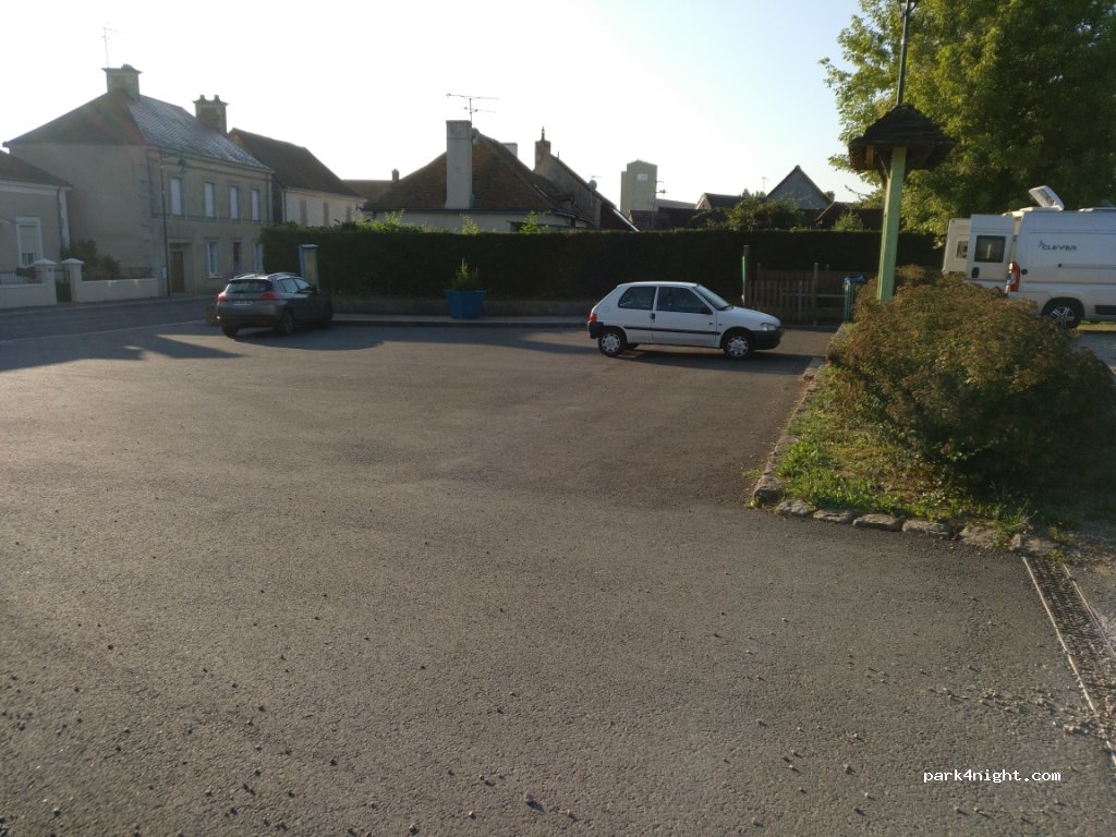 (72260) Dangeul - 3 Rue de la Libération — foto 4