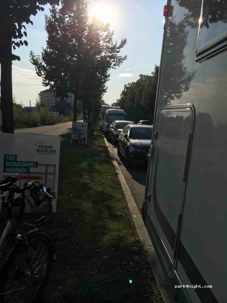 (81677) München - 172 Einsteinstraße — foto