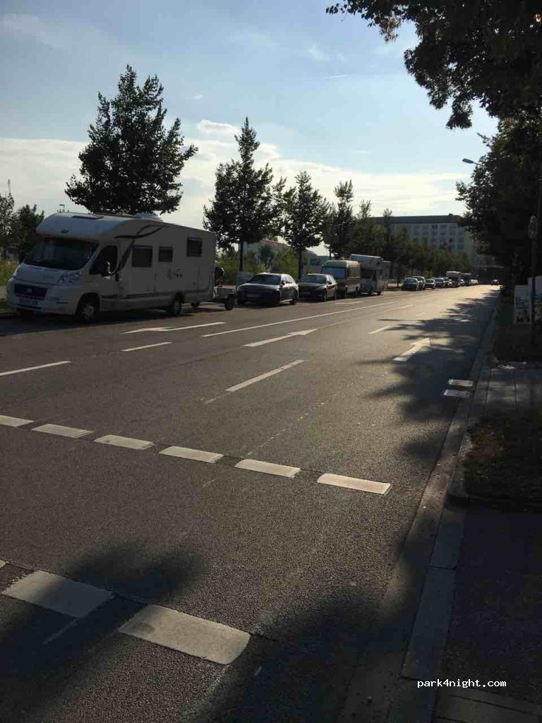 (81677) München - 172 Einsteinstraße — foto 2
