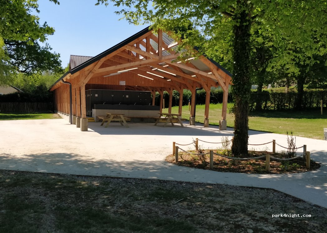 Camping Municipal — foto 2