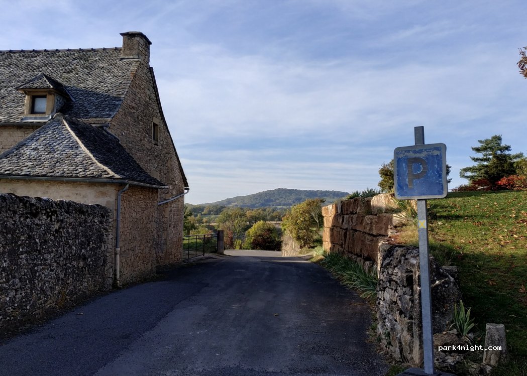 (12340) Bozouls - 4 Le Château — foto