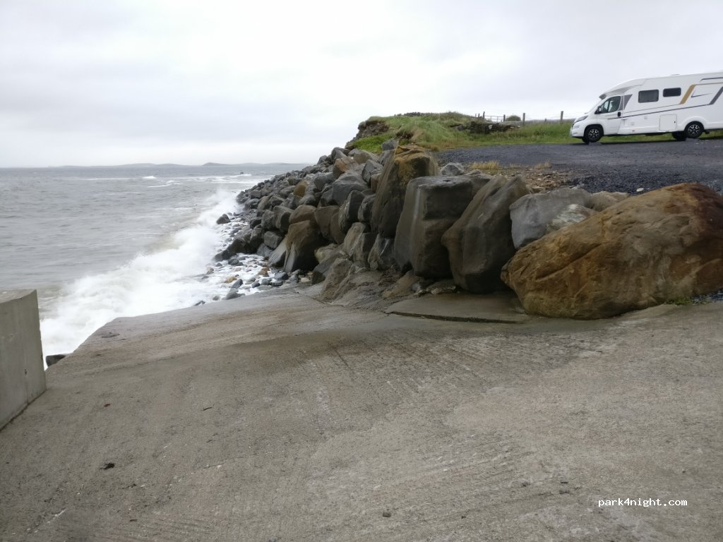 () Thornhill - Unnamed Road — foto 2