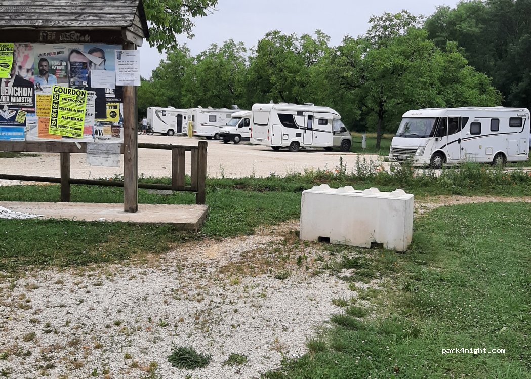 (24200) Carsac-Aillac - D703 — foto 2