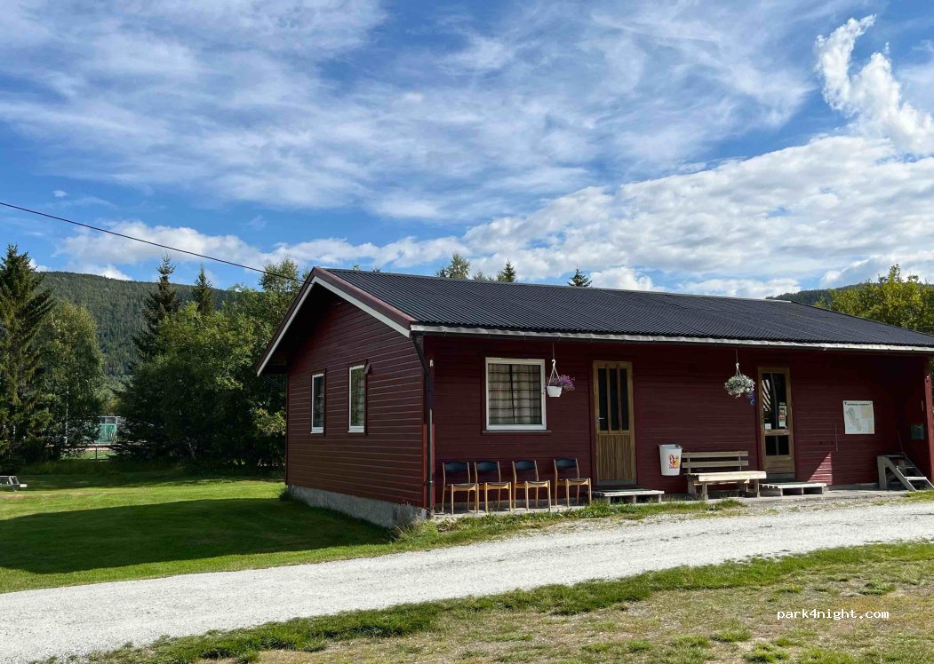 Rotsundelv Camping — foto