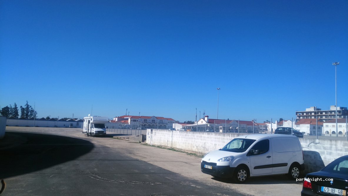 (2000-179) Santarem - 61 Avenida Dom Afonso Henriques — foto