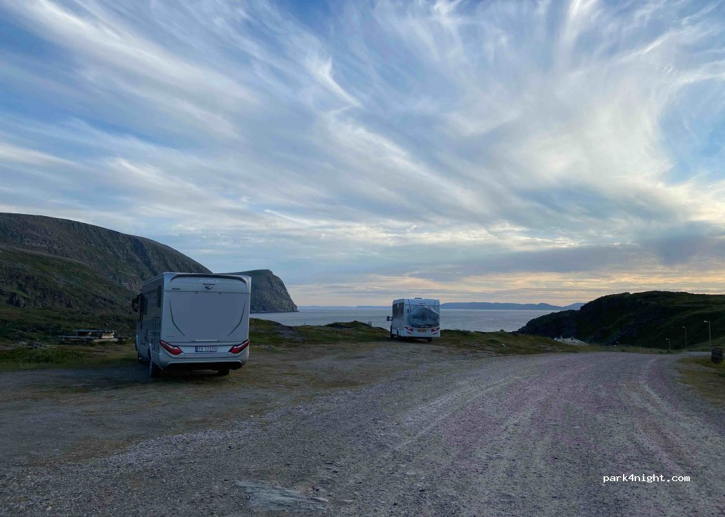 (9690) Havøysund - 20 Kirkegårdsveien — foto