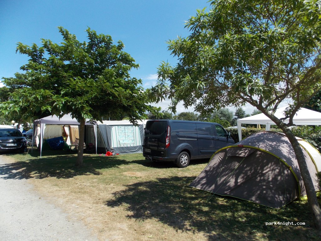 Camping Insolite le Haut Village — foto