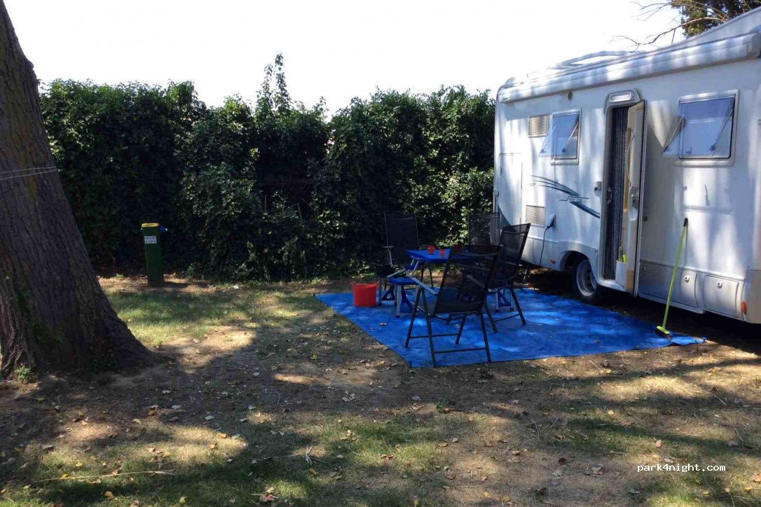 Camping municipal Bosc d'en Roug*** — foto