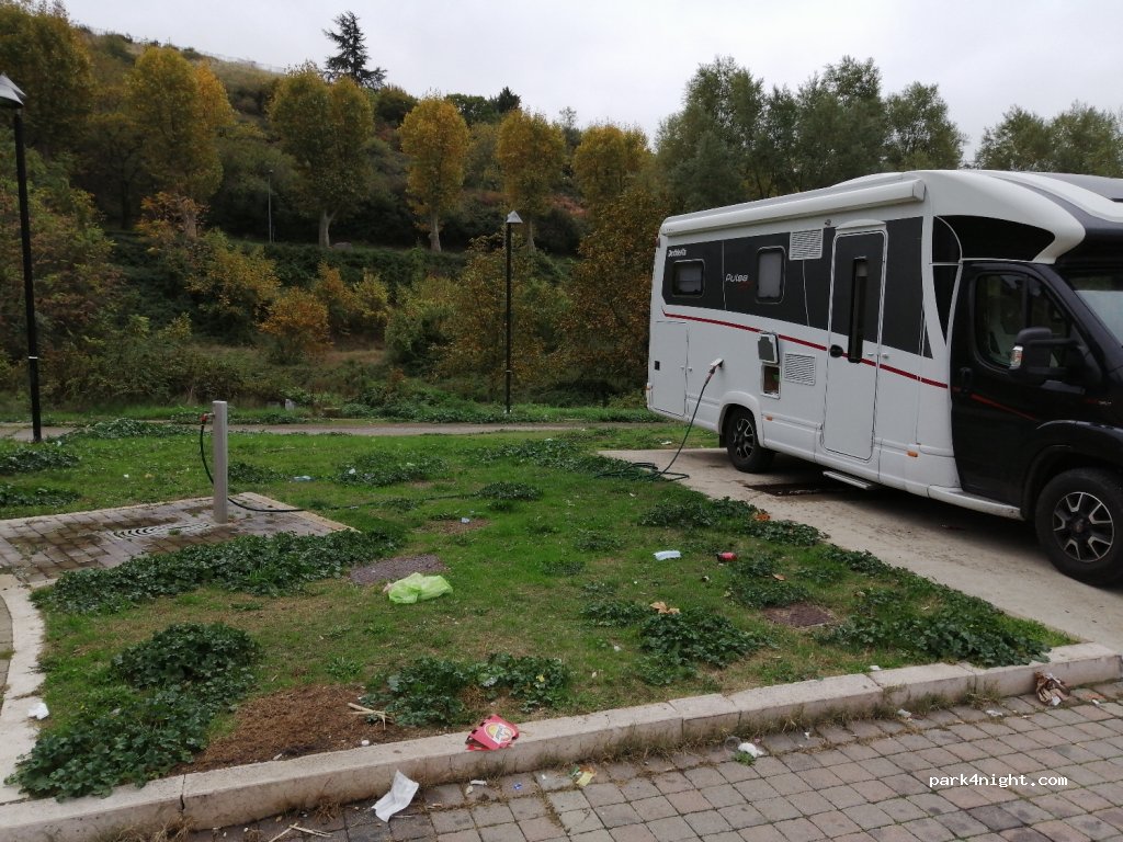 (85025) Melfi - Piazza Bettino Craxi — foto 4