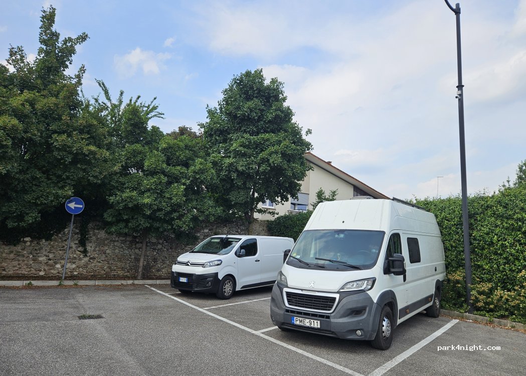 (36061) Bassano del Grappa - Via Sant'Anna — foto 4