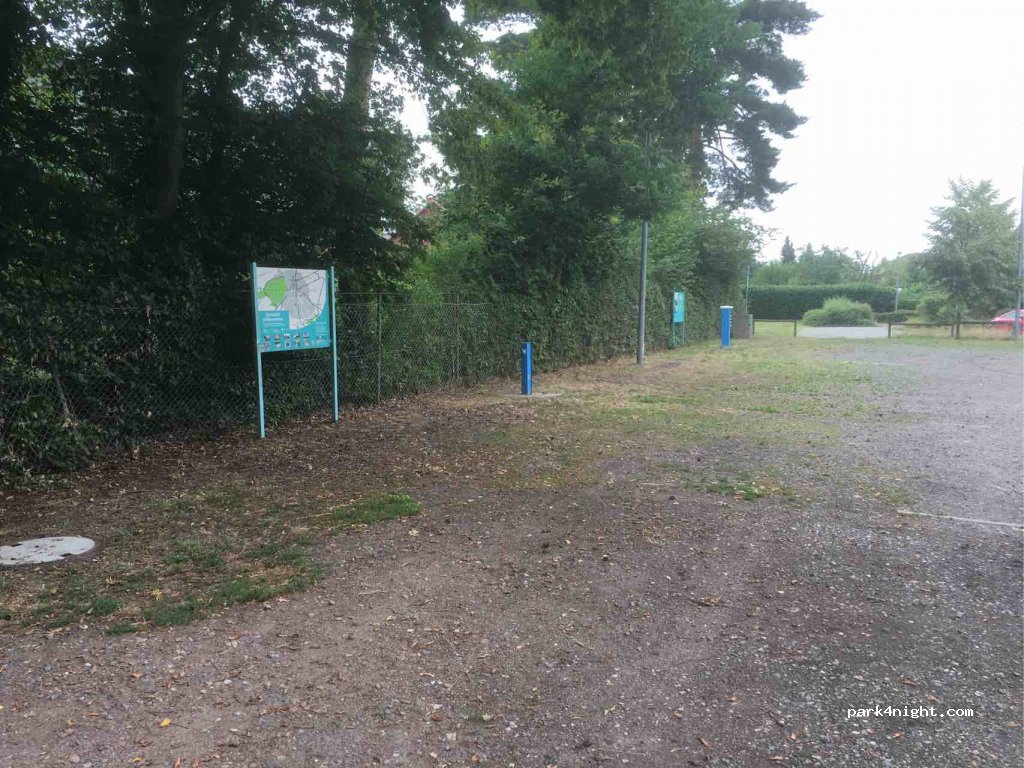 (27798) Hude - 13 Auf dem Klüterort — foto 2