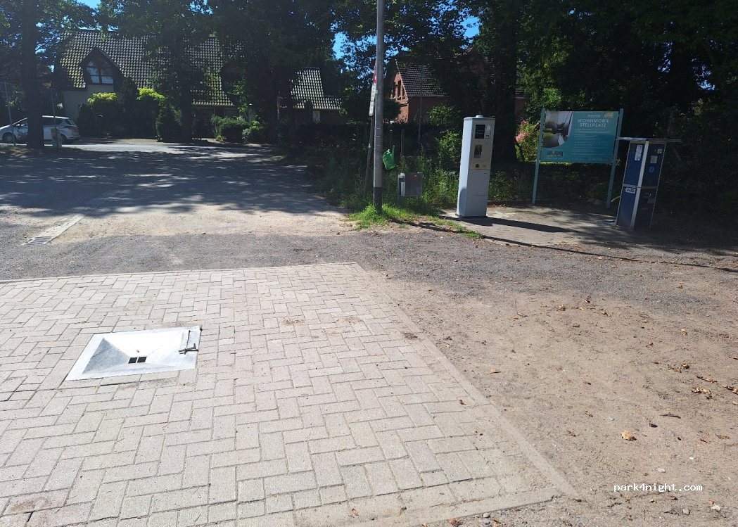(27798) Hude - 13 Auf dem Klüterort — foto 4
