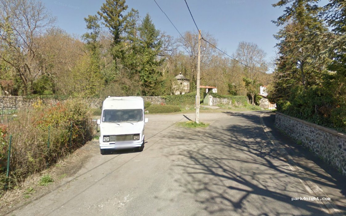 (63450) Saint-Saturnin - Chemin sous la ville — foto