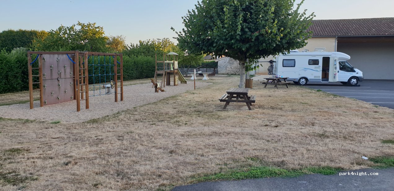 (86700) Payré - 36 Rue Marcel Renault — foto