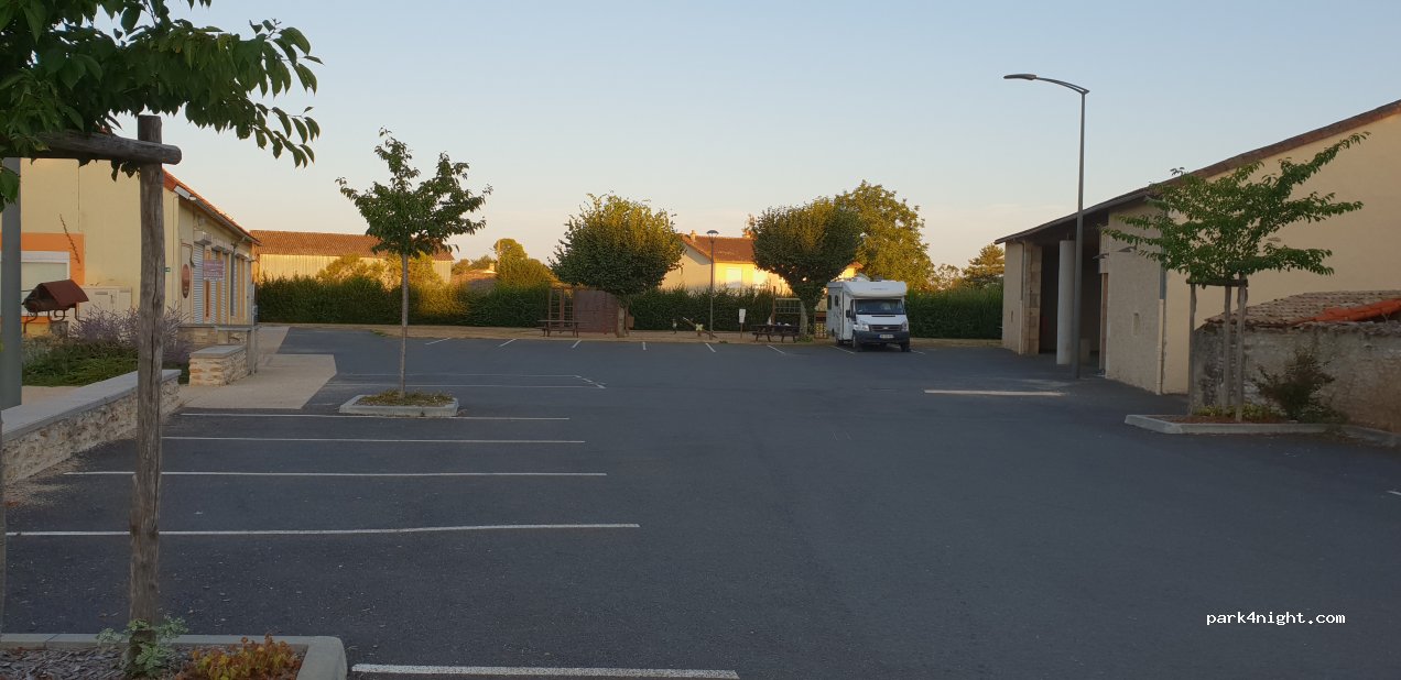 (86700) Payré - 36 Rue Marcel Renault — foto 3