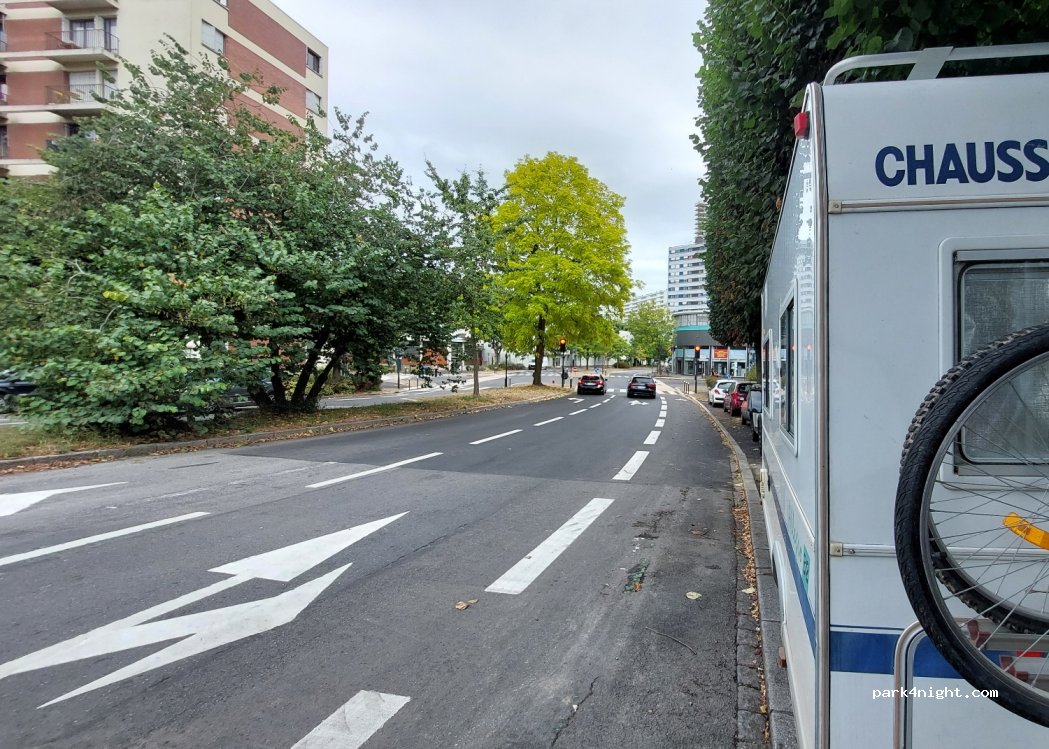 (35000) Rennes - 25 Rue de Brest — foto 2