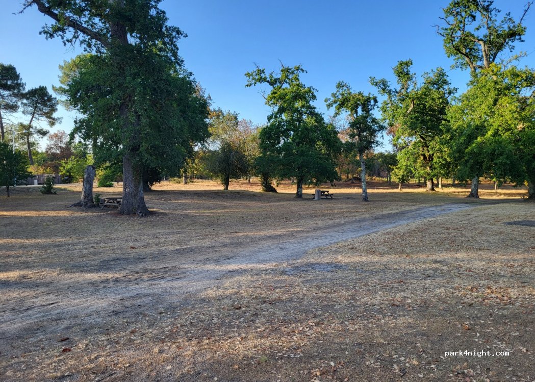 (40410) Saugnacq-et-Muret - D20E — foto 2