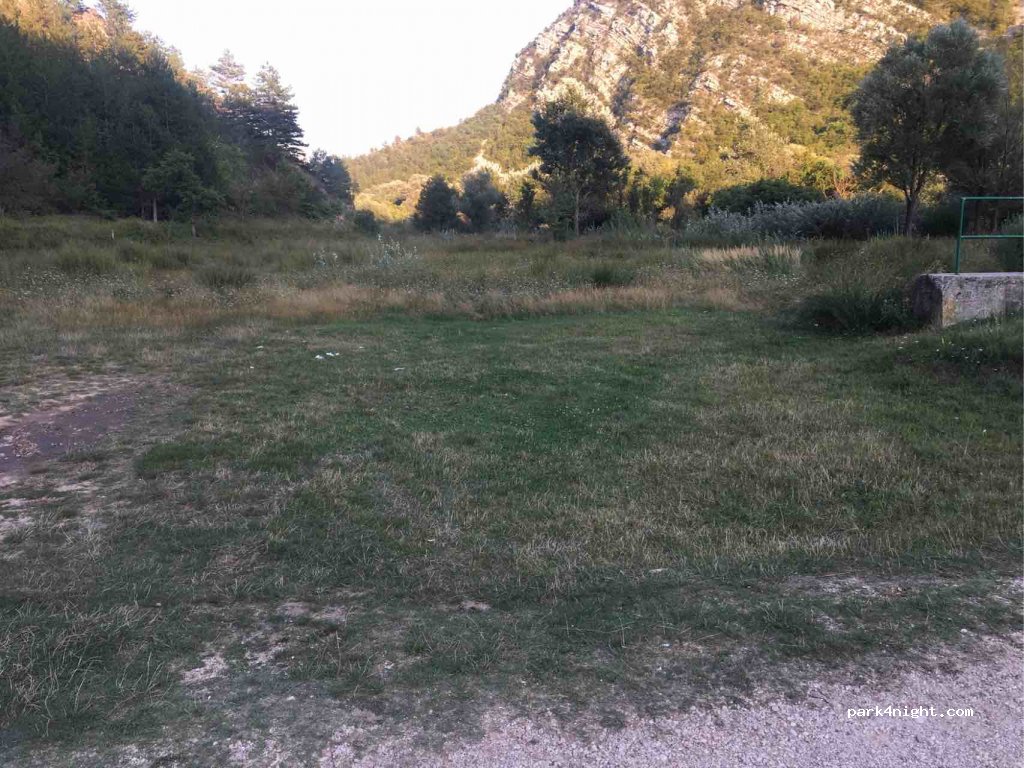 (22300) Kovačić - 12 Dinarska ulica — foto 3