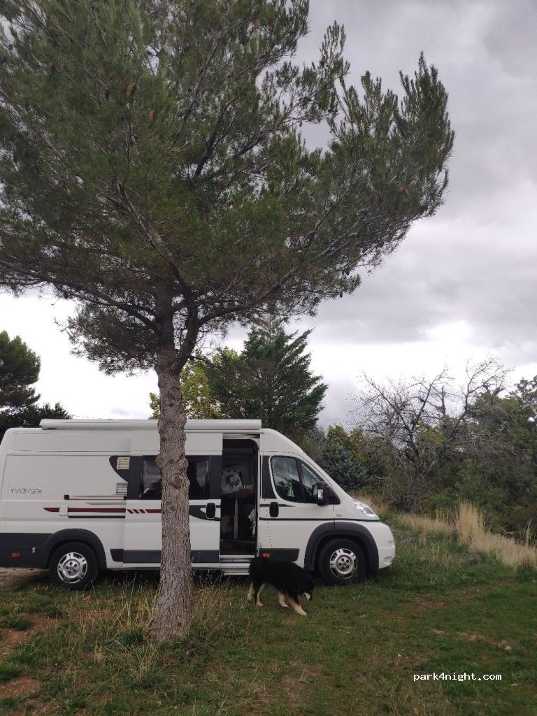 (84750) Viens - 222 Chemin des Faysses — foto 2