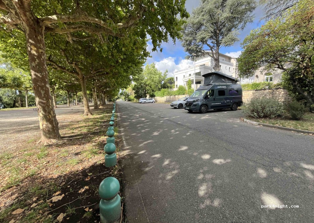 (07500) Guilherand-Granges - 849 Boulevard Charles de Gaulle — foto 5
