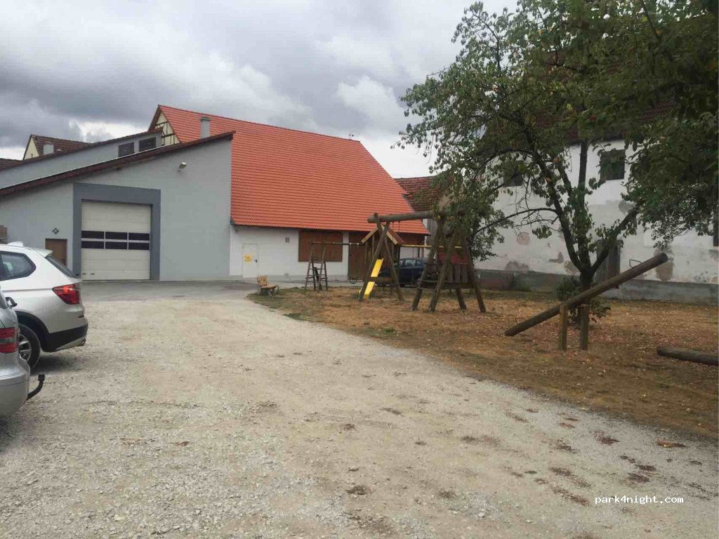 (96123) Litzendorf - 10 Hofstraße — foto 3