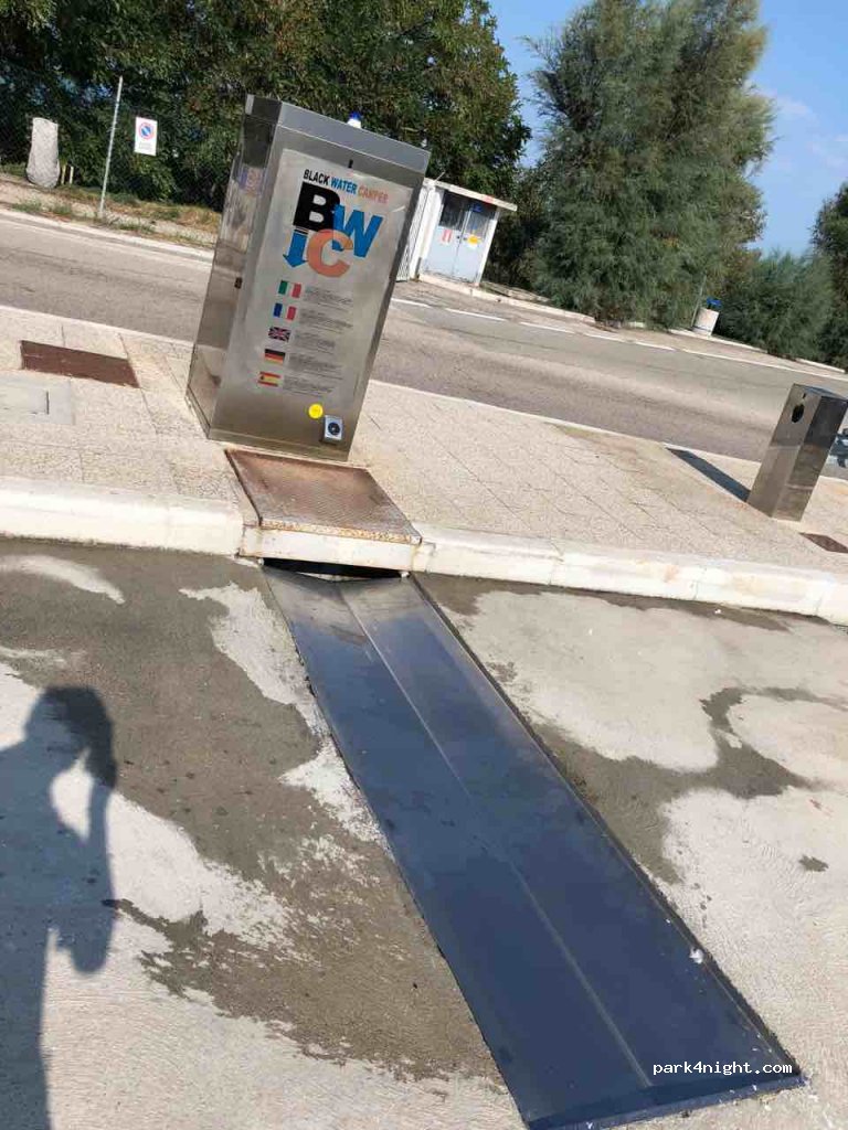 (64018) Alba Adriatica - A14 - Autostrada Adriatica — foto