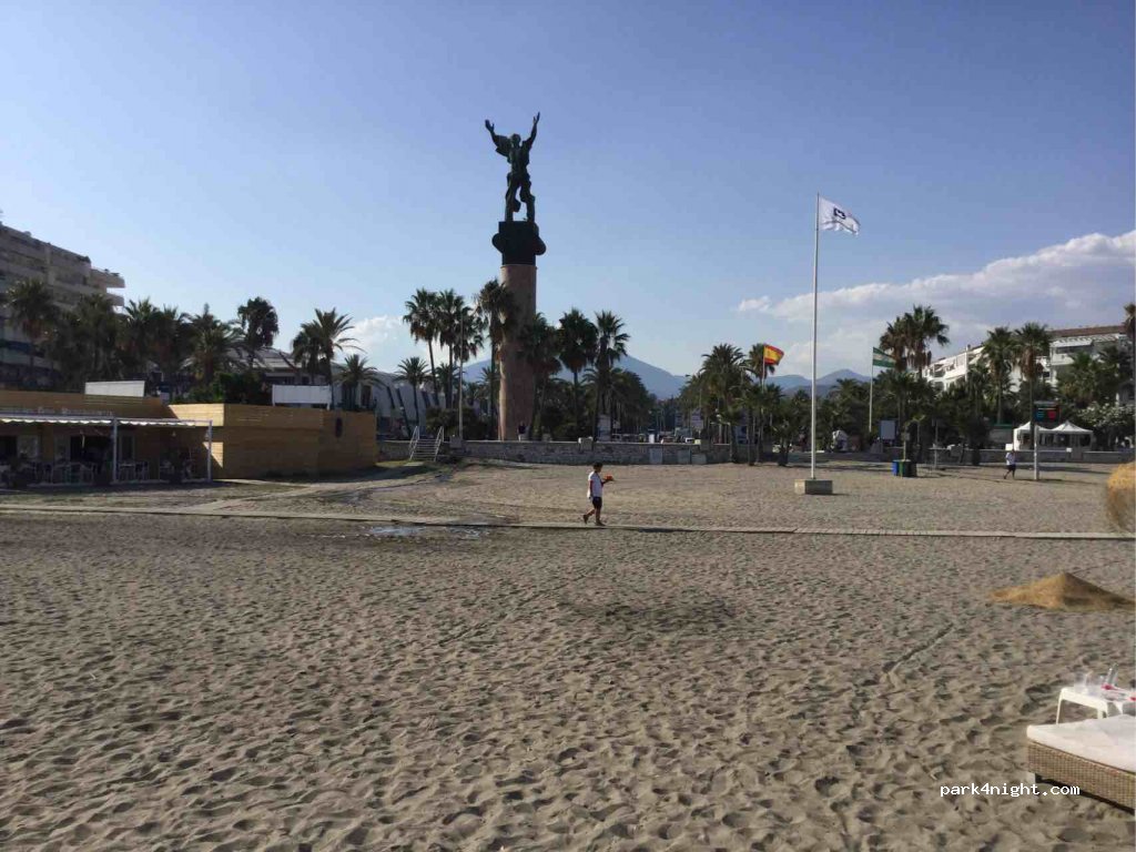 (29660) Marbella - 60 Avenida de las Naciones Unidas — foto 3