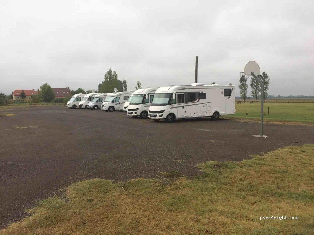 (6042) Fülöpháza - 10 Petőfi utca — foto