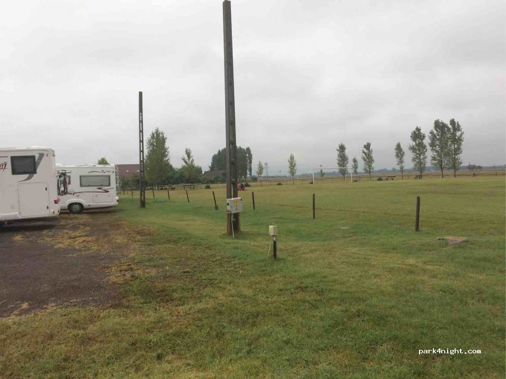 (6042) Fülöpháza - 10 Petőfi utca — foto 2