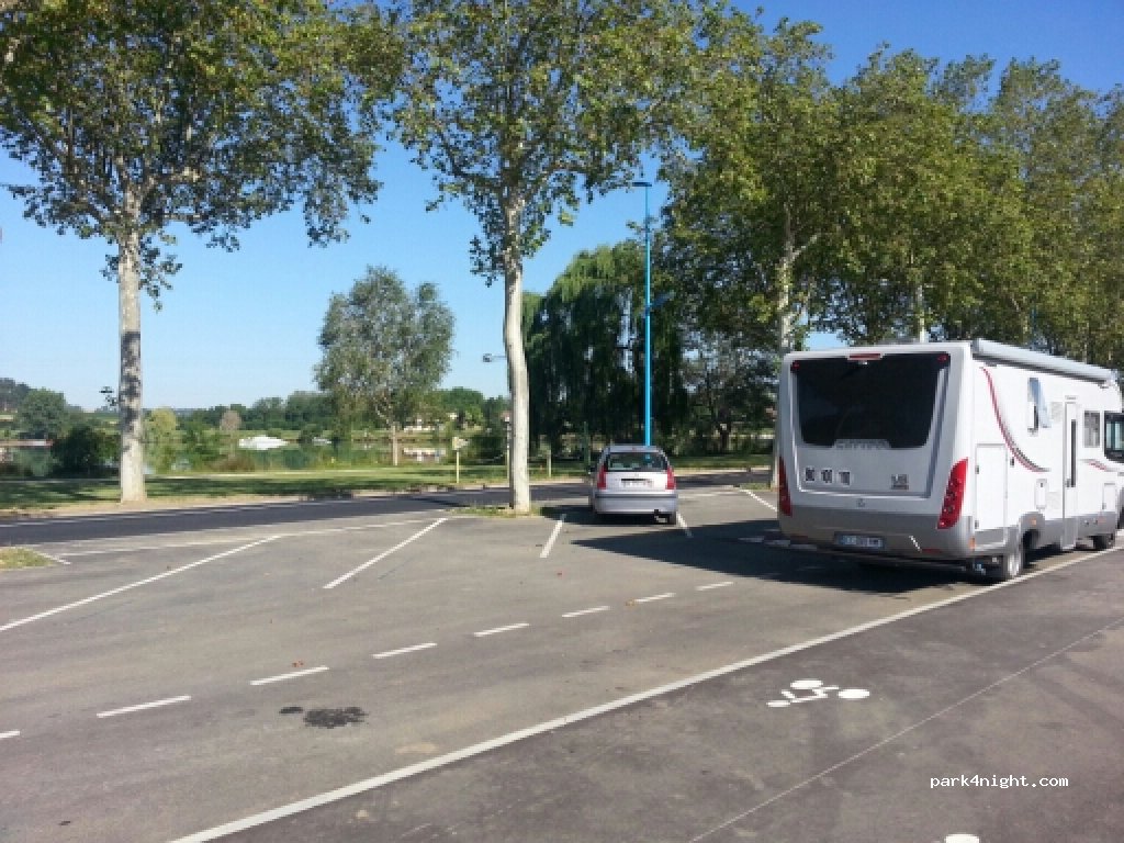 (32600) L'Isle-Jourdain - D654 — foto 2