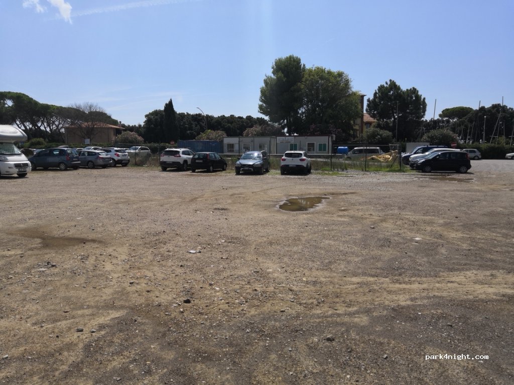 (58022) Follonica - 309 Viale Italia — foto
