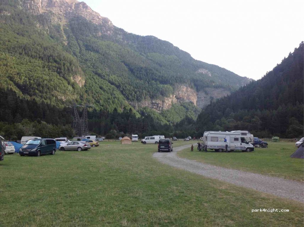 Camping San Nicolas de Bujaruelo — foto