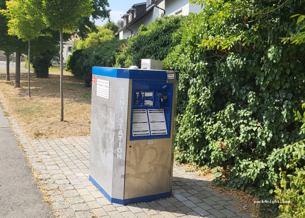 (01558) Großenhain - 73 Carl-Maria-von-Weber-Allee — foto