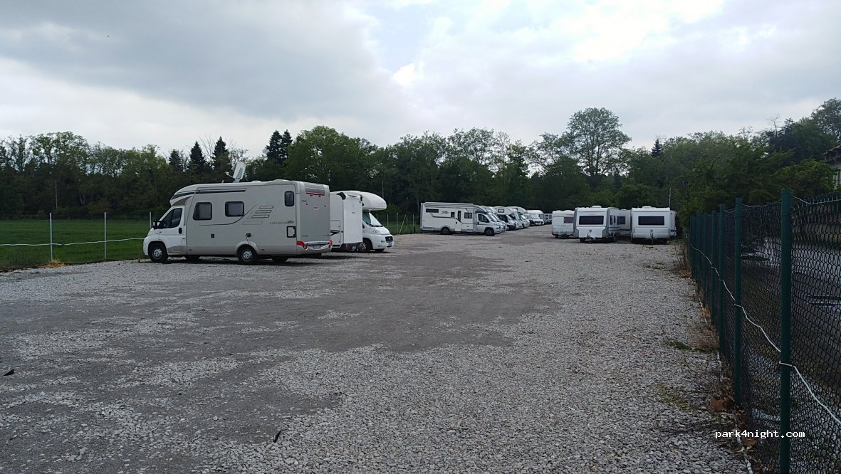 Vrana Camperstop — foto