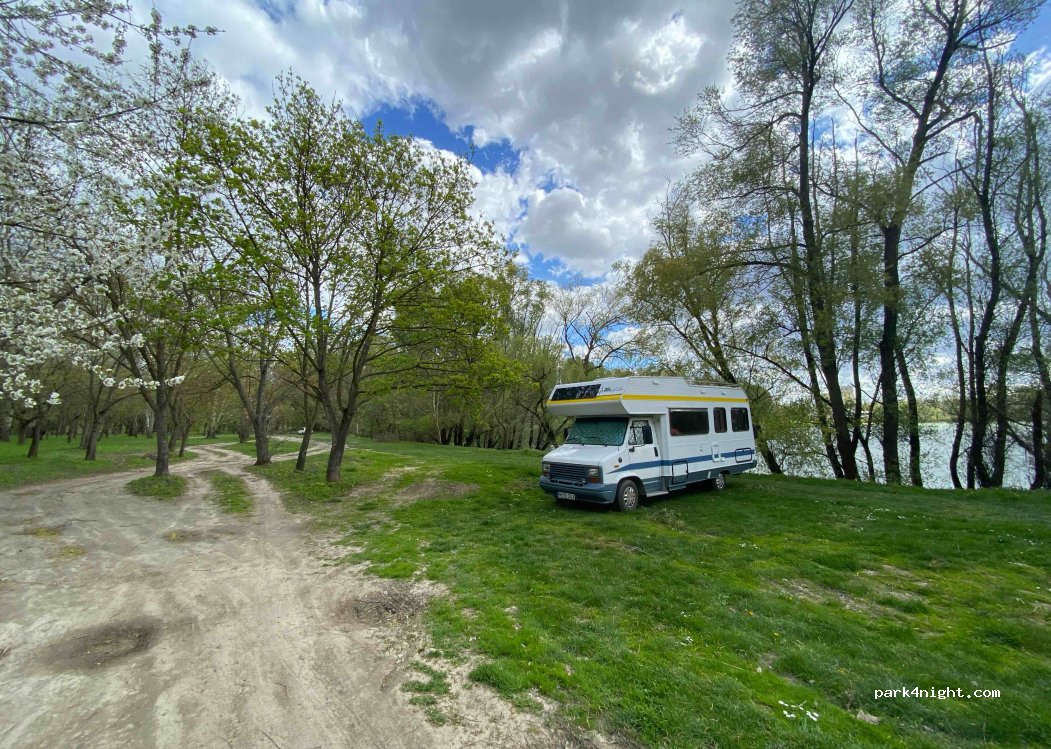 (2400) Dunaújváros - 27 Üdülő sor — foto 3