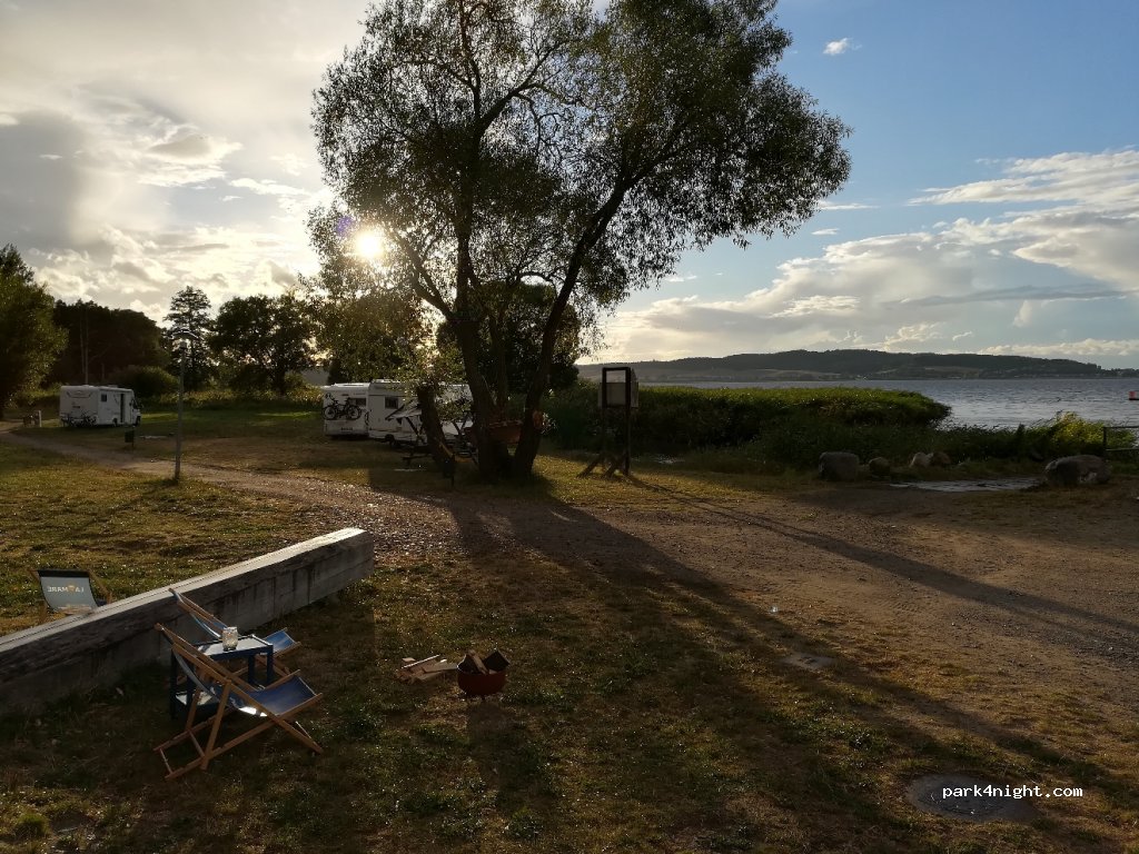 Hafen • Kieker • Camping am Kummerower See — foto
