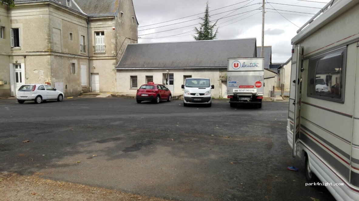 (37360) Neuillé-Pont-Pierre - 1 Rue de Paris — foto 2