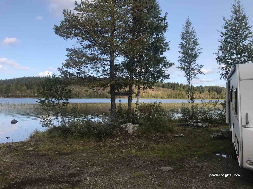 (923 98)  - Unnamed Road — foto
