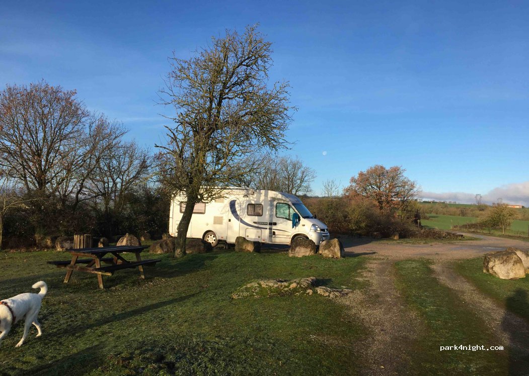 (12400) Les Costes-Gozon - La Serre de Pinsac — foto 3