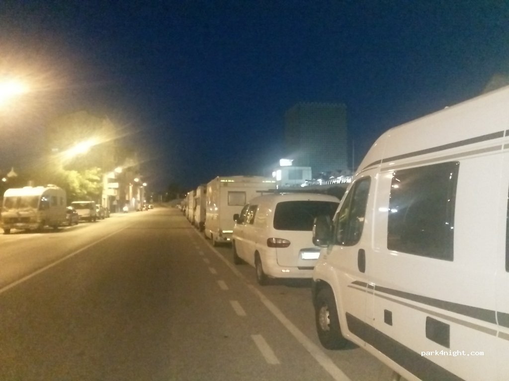(17047) Vado Ligure - 70R Via Piave — foto