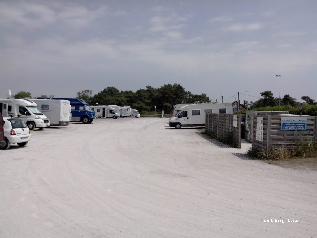 Aire De Camping Car de La Mollière — foto
