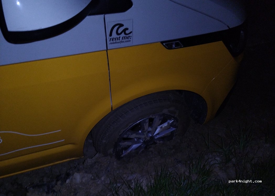 (06061) Castiglione del lago - Unnamed Road — foto 4